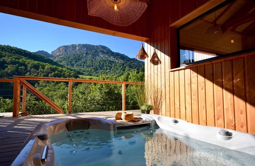 Lafare Cabin | Le Lodge des Dentelles
