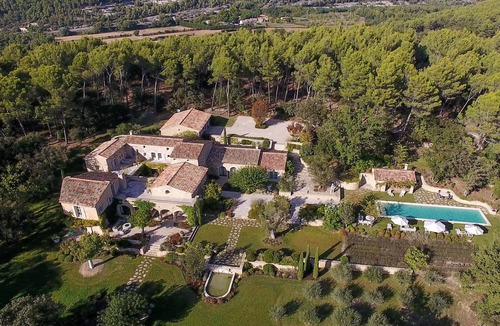 Menerbes House | Le Mas des Lunes - Seven-Bedroom Luxury Estate with Pool