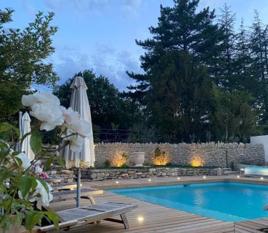 Lacoste Bed & Breakfast | Le mas jasmins