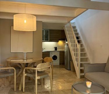 Mouries House | Le Mazet du Moulin