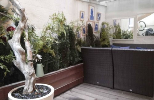 Notre-Dame du Mont Apartment | Le Patio du Cours Julien