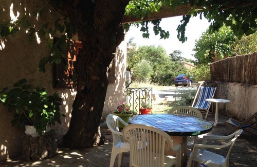 La Garde-Freinet House | Le petit pavillon Le Repou
