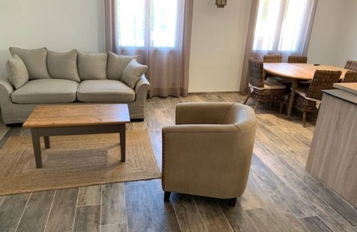 Aups House | LE ROMARIN-FULLY AIR-CONDITIONED VILLAGE HOUSE WITH FREE WIFI