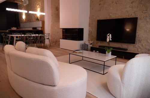 Aix-en-Provence Historic Centre Apartment | Le Spacieux - Un Voyage en Provence- Offre de lancement