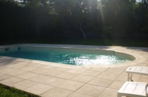 Alleins Villa | Les Arcades, a quiet corner
