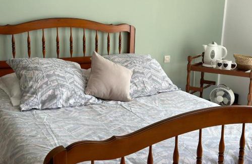 Villelaure Bed & Breakfast | Les Cigales