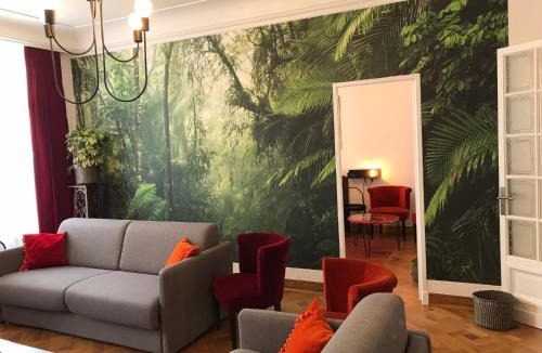 1st Arrondissement Apartment | Les Floralies Capucines