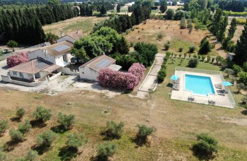 Chateaurenard Apartment | Les Gîtes du Mas Canillac