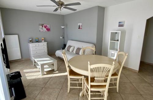 La Londe-les-Maures Apartment | Les locations Cinaureva "Les Îles d'Or"