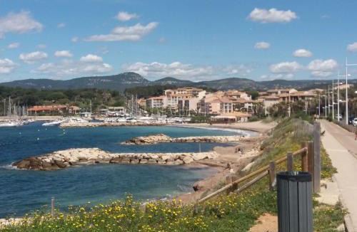 Six-Fours-les-Plages Apartment | les Marronniers