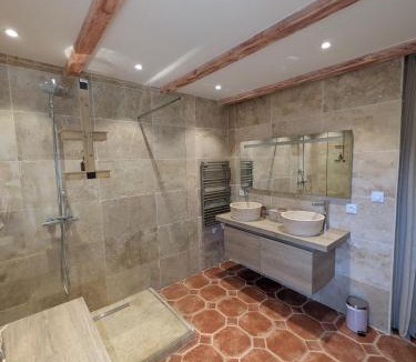 Velleron Villa | Les Pagnons
