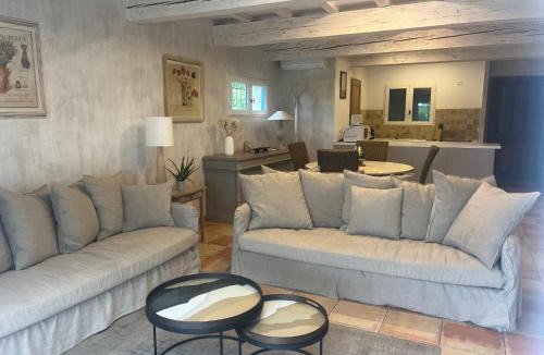 Forcalquier House | Les Restanques De Beaudine