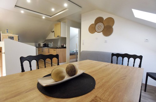 Caderousse Apartment | Les Romarins du Mas Soli