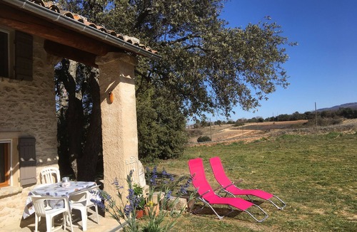 Saignon Cottage | little house "le cabanon" in the heart of the luberon