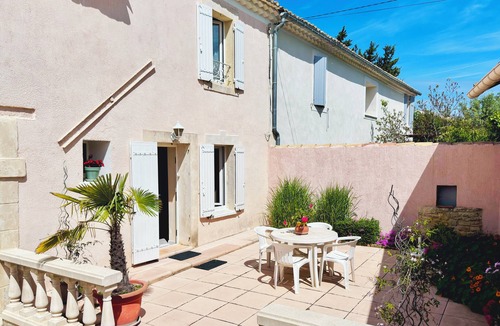 Saze House | Loca-Moulins Country House in Saze - Charm and Tranquility in Provence