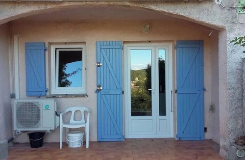 Lorgues Apartment | Location de Vacances à Lorgues Avec vue sur la Ville