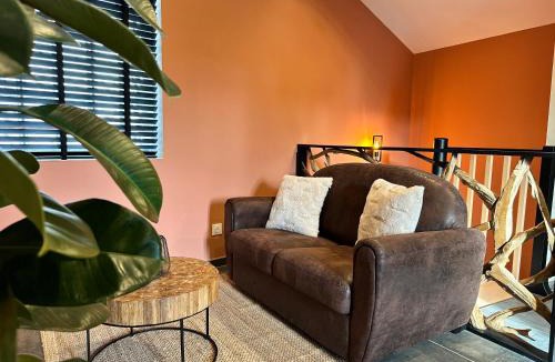 Tourves Apartment | Loft Romantique la Clef des Sens - Sauna et Balnéo privatifs