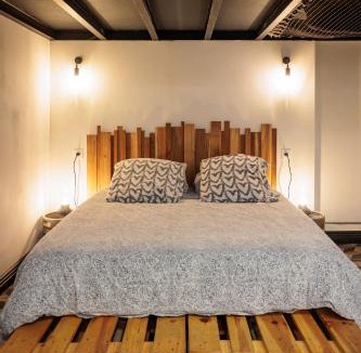 Gignac-la-Nerthe Apartment | Loft SSL insolite!