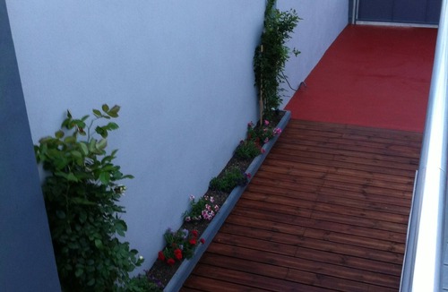 Orange House | Loft standing near the city center .quiet area