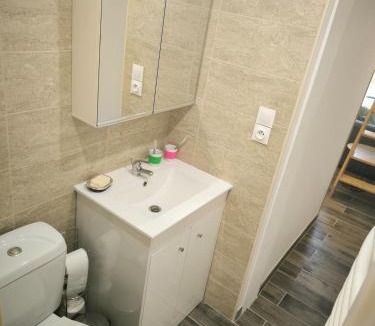 Morieres-les-Avignon Apartment | Logement 2 personnes