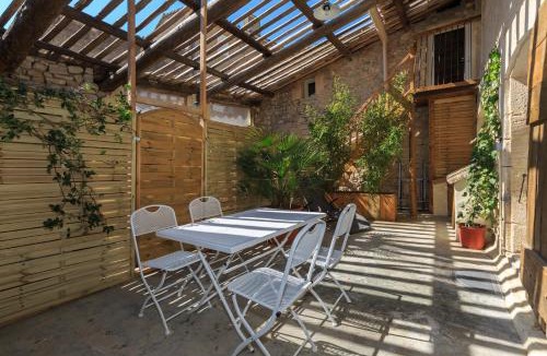 Gordes Apartment | Lou mas li Pitchoun "La Bergerie"
