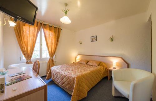 Plan-d'Aups-Sainte-Baume Hotel | lou pèbre d'aï