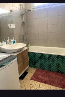 Saint-Victoret House | Loue chambre chez l'habitant