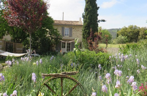 Lourmarin House | LOURMARIN:GROUND FLOOR IN BASTIDON AT THE FOOT OF THE LUBERON