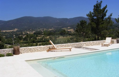 Lourmarin House | Lourmarin: Provencal bastide with mountain view & private pool