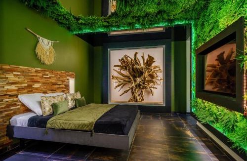 La Plage Hotel | Love Room Evasion Duo