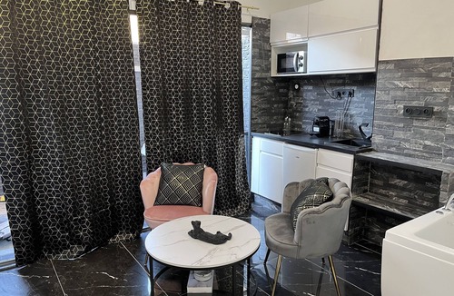 Les Chutes Lavie Apartment | Love Room Marseille