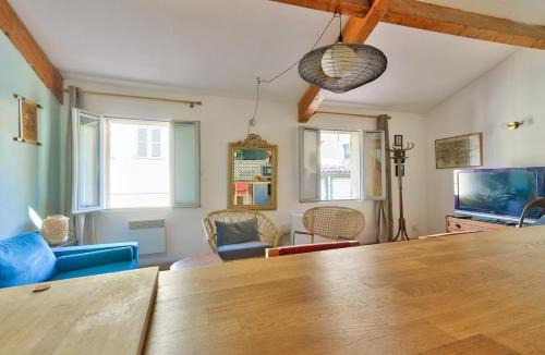 Les Grands Carmes Apartment | Lovely 1 BR Flat Le Panier Vieux-Port