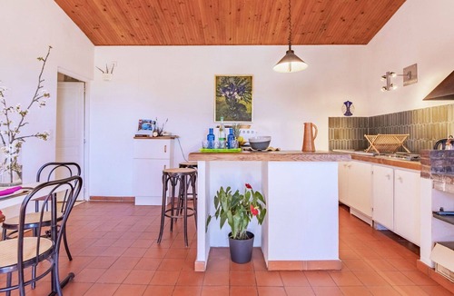 Puimichel Villa | Lovely apartment in villa for 4 guests with WIFI, patio, pets allowed and panoramic view