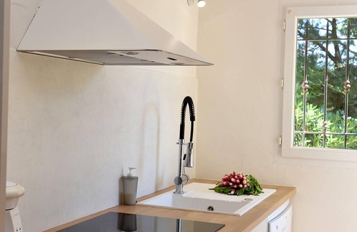 Caderousse House | Lovely Farmhouse in the Heart of Vaucluse