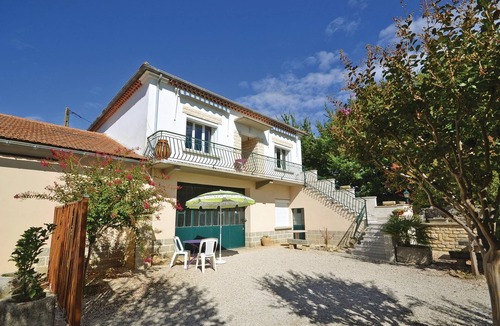 Caromb House | Lovely home in Caromb with WiFi