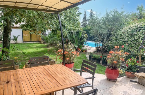 Montfrin House | Lovely home in Montfrin with WiFi