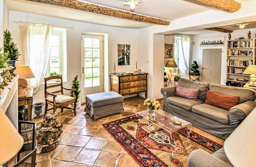 Violes House | Lovely home in Violès