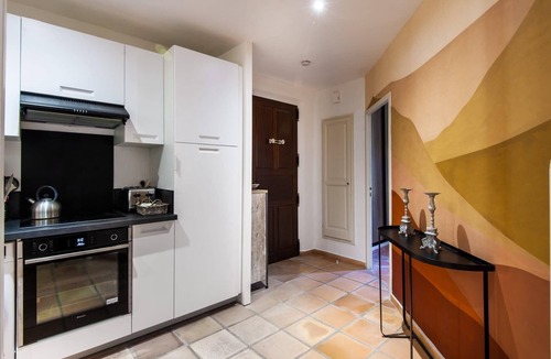 Pont Royal Condo | Luxury apartment in Pont Royal