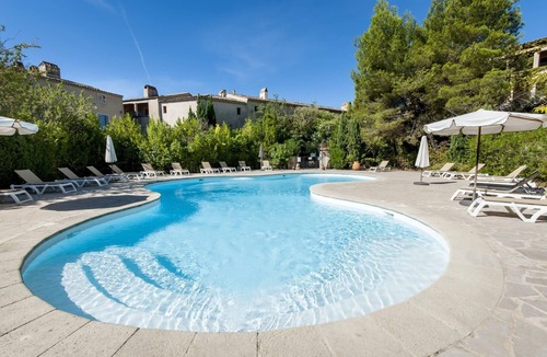 Pont Royal Condo | Luxury apartment in Pont Royal