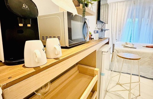 4th Arrondissement Apartment | Luxury at your fingertips: private Jacuzzi, chic decor & unforgettable moments