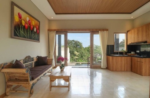 Batuan Villa | Luxury Gorgeous 2BR Pool Villa for 4 Pax, Kitchen, at Letung Villa South Ubud