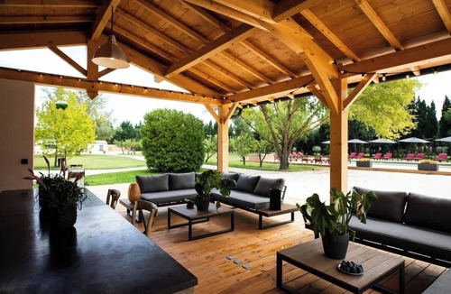 Paluds de Noves Bed & Breakfast | Luxury suite with terrace and private pool and spa