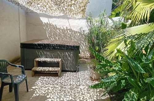 Saint-Gilles Apartment | Métairie en Camargue au Bord du Petit Rhône Avec Jacuzzi