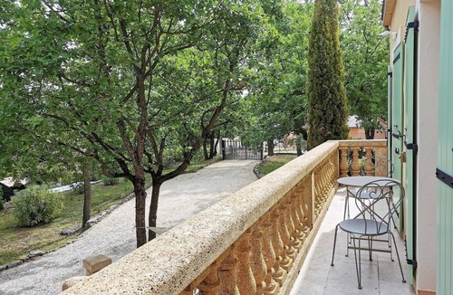 Faucon Cottage | Magnificent, charming gîte de tourisme at the foot of Mont Ventoux