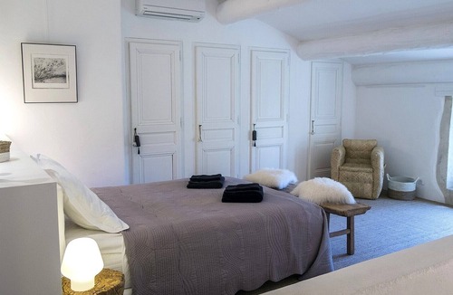 Chateaurenard Other | Magnificent farmhouse for 14 people with private pool near Alpilles