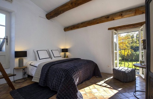 Chateaurenard Other | Magnificent farmhouse for 14 people with private pool near Alpilles