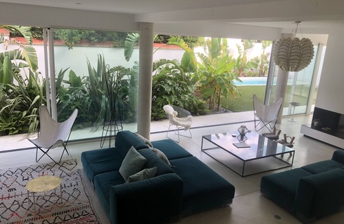 8th Arrondissement House | Magnificent villa 2 steps from the sea