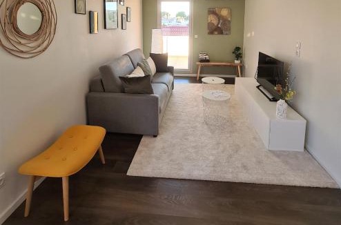 Istres Apartment | Magnifique appartement neuf au centre d'Istres