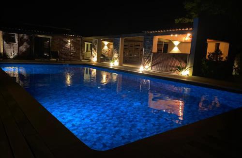 Cogolin Villa | Magnifique villa avec piscine au coeur des vignes