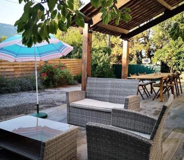 Digne-les-Bains House | Maison 3 étoiles avec jardin pour familles, sportifs, curistes.
